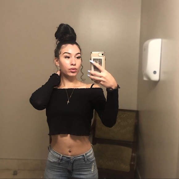 Meet your Posher, Trinity - Picture 1 of 1